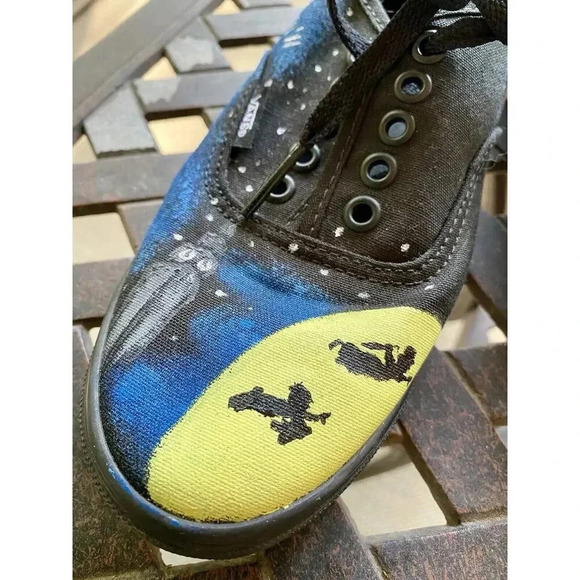 DISNEY VANS CUSTOMS Peter Pan Wendy Painted Slip On Sneakers Women 7 Men 5.5 NEW main image 7